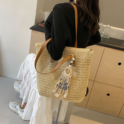 2024 New Straw Woven Bag Women's Summer Popular Large Capacity Totes All-Match Seaside Shoulder Commuter Bag