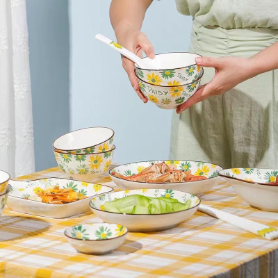 Summer Little Daisy 4.5-Inch Ceramic Bowl Fresh Bowl Plate Set