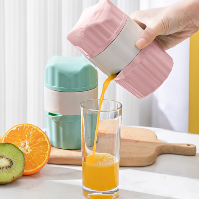 New Simple and Portable Manual Juicer Household Lemon Squeezing Fruit Tool Juicer Juicer