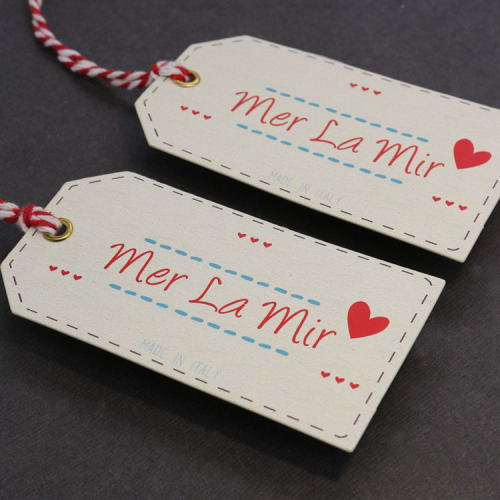 特种纸吊牌定做男女装简约吊卡定制挂牌现货衣服商标牛皮纸卡订做