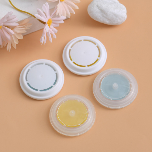 厂家直销PM2.5口罩专用呼吸阀圆形硅胶片塑料呼吸阀口罩配件批发