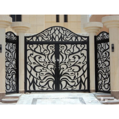 Door Decoration Door Panel Cutting Fence Curtain Wall Galvanized Plate Carved Hollow Partition Screens Metal Building Wall Board