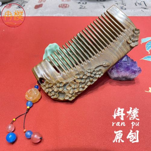 new chinese original natural green sandalwood design massage comb carved handmade gift elegant advanced
