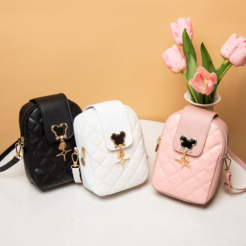 embroidered mobile phone bag 2022ladies bag women‘s foreign trade bags wholesale girls lipstick pack rhombus chain messenger bag