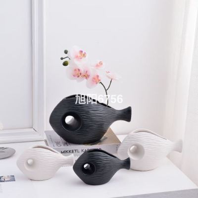 Simple Modern Black and White Pure Color Glaze Geometric Abstract Art Small Fish Ceramic Vase Three-Piece Set Soft Home Decoration