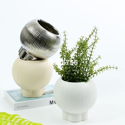 Nordic Style Goblet Bottle Small Flower Pot Creative Ceramic Glaze Flower Pot Container Desktop Home Mini Flowerpot Decoration Pots