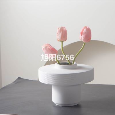 Nordic Instagram Style Ceramic Vase Living Room Light Luxury Dried Flower Dining Table with Flower Arrangement Home Decoration Aquatic Flower Decoration