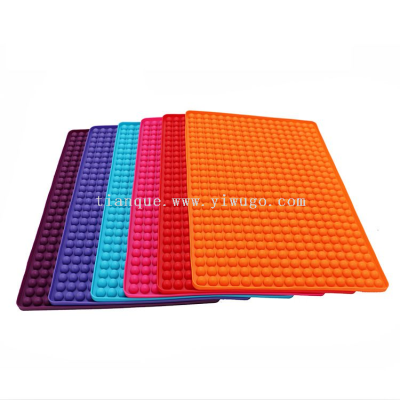 1.2cm Diameter Picnic Barbecue Mat Can Be Used for Little Cookie Pet Snacks Kitchen Multi-Functional Silicone Baking Mat