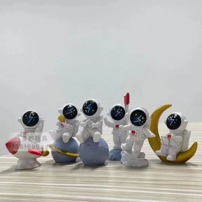 New Astronaut Decoration Spaceman Decoration Nordic Style Room Layout Table Top Desk Small Ornament Factory Wholesale
