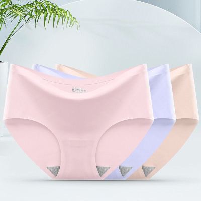 Women's Underwear Nylon Ice Silk Seamless Leftover Stock Wholesale in Stock Briefs Special Clearance