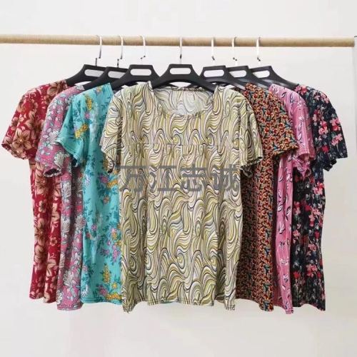 middle-aged and elderly women‘s short-sleeved mother‘s wear short-sleeved 2024 new hanging bead t-shirt wholesale running jianghu ganji stall goods
