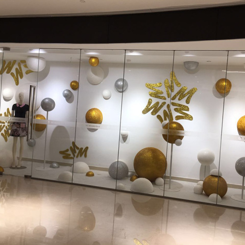 商场开业橱窗美陈装饰布置金色星球半圆道具泡沫支持定制