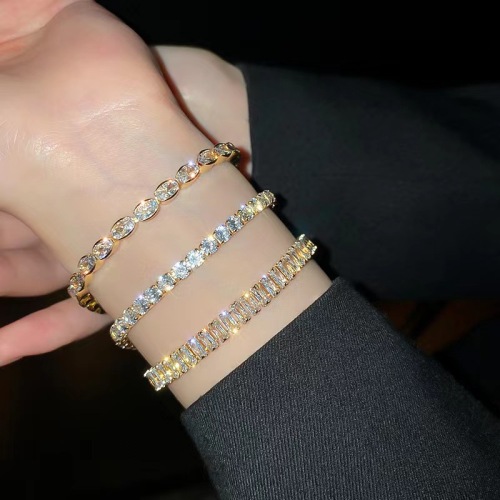 Amazon Hot Selling Product AAA Zircon Bracelet Simple and Stylish Personality with Niche Design All-Match Bracelet for Women