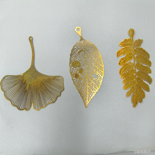 Bodhi Tree Maple Leaf Striped Tree Three Blanks Can Be Customized Gold-Plated Corrosion Ornament Accessories Computer Chip