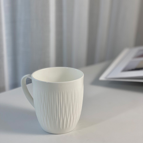 微微瑕疵骨瓷马克杯陶瓷浮雕奶杯复古花纹咖啡杯水杯