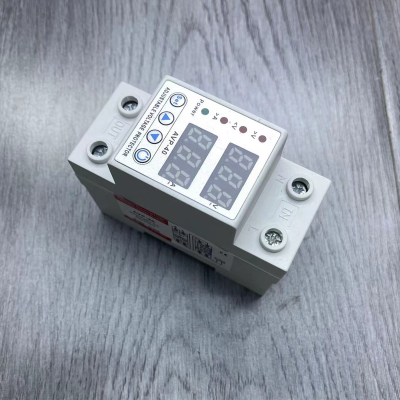 Adjustable LED Display Voltage Regulator Automatic Reconnect 2P 1-63A Over Voltage Current Protection Relay