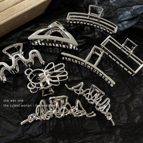 银色蝴蝶结抓夹大号精致发夹盘发鲨鱼夹设计感小众发卡女头饰夹子