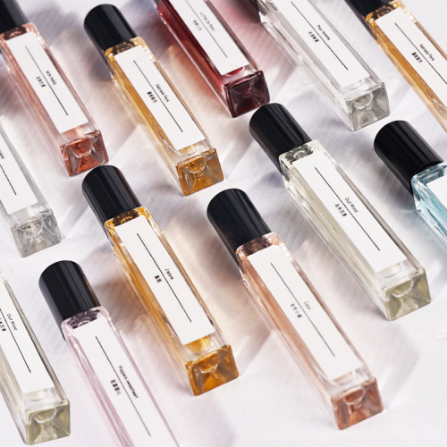 抖音直播爆款香水小样q版无人区蔚蓝大地10ML小样分装瓶香水批发