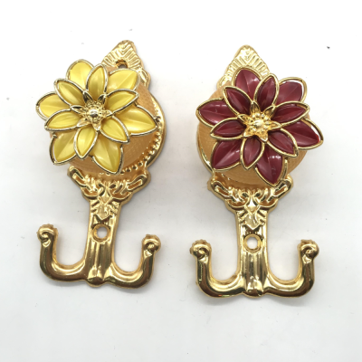 Factory Direct Sales New Chinese Pattern Iron Sheet Gold Clothes Hook Furniture Hardware Accessories