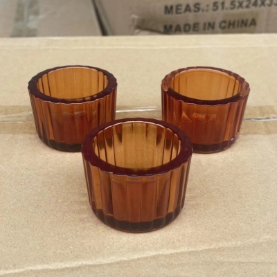 Vertical Pattern Thickened Glass Candlestick Aromatherapy Candlestick Brown White Transparent Aromatherapy Candlestick Handmade Aromatherapy Candlestick
