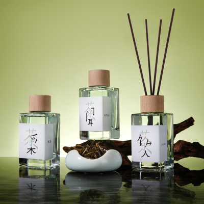 New Tea Fragrance Fire-Free Aromatherapy Home Bedroom Living Room Decoration Lasting Fragrance White Tea Reed Diffuser Essential Oil Wholesale