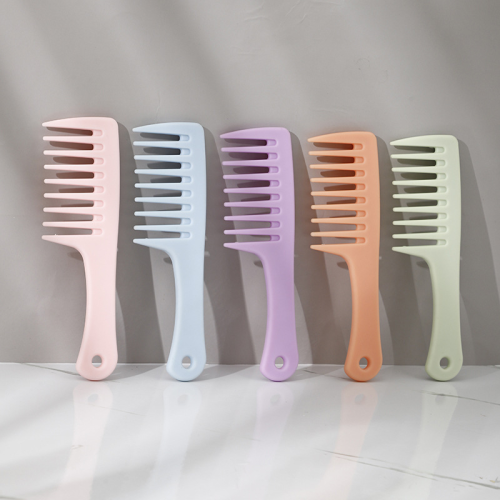 manufacturers customize wide tooth flat comb hairdressing comb plastic comb customizable color and logo