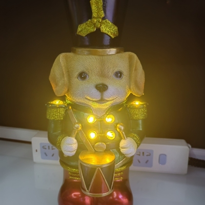 Resin Bear Resin Dog, No Mixed Batch of Batteries with Lights