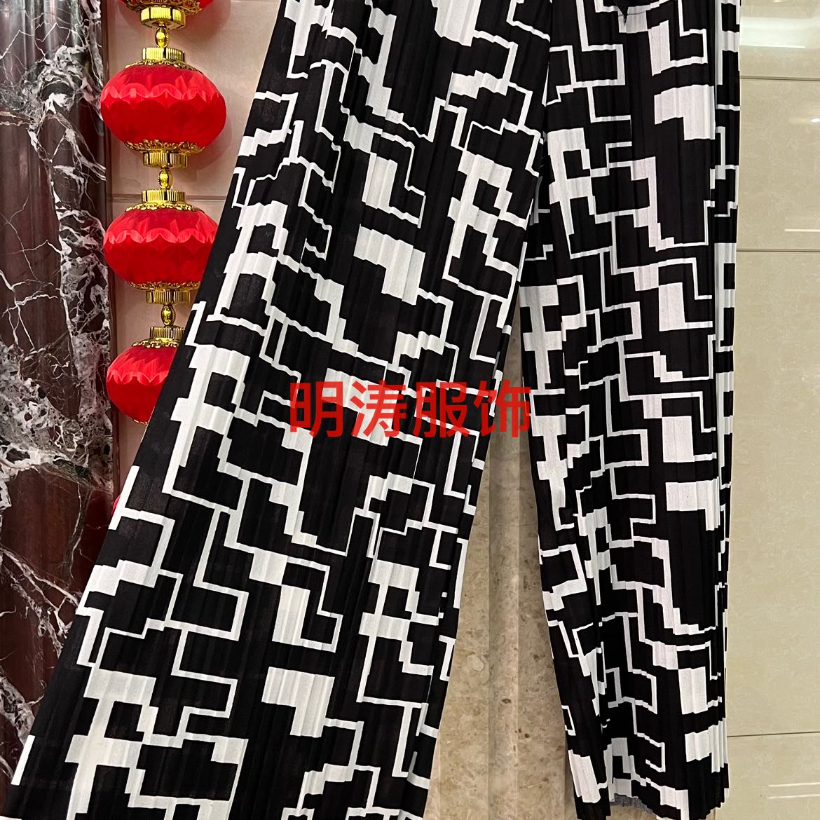 Product Image Gallery