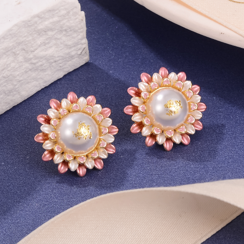 Fashion Floral Pearl Earrings - Retro Enamel Elegant Ear Accessories for Women