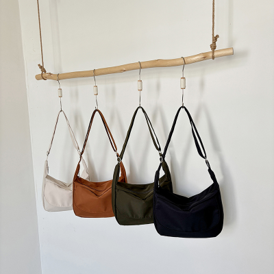 Japanese Canvas Bag Women's Simple Crossbody Solid Color Messenger Bag Women's Large Capacity College Student School Bag Shoulder Bag