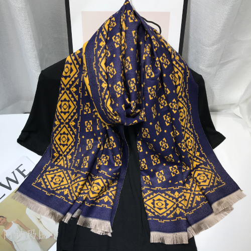 New Diamond-Shaped Small Plaid Scarf for Women 380G Thick Warm Scarf 65*190 Imitation Cashmere Shawl Wholesale High-End
