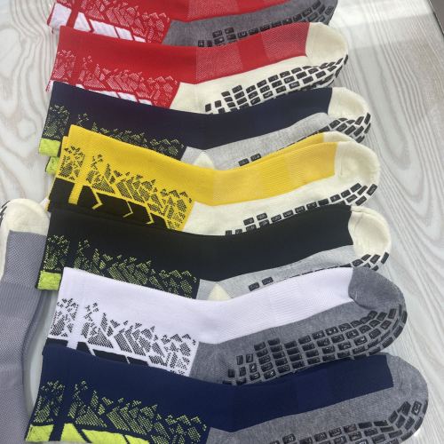 Adult Athletic Socks Sole Cotton Brushed Non-Slip Color Optional Factory Direct Sales