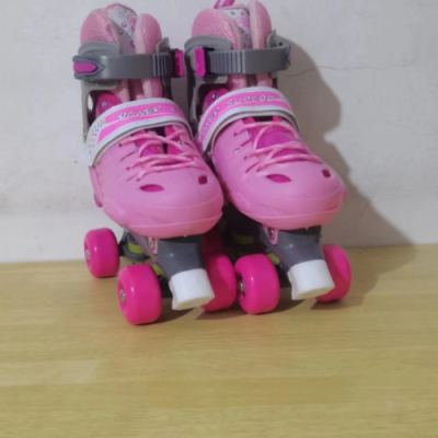 Children Flash the Skating Shoes Double Row Wheel Four-Wheels Shoes Roller Skating Skates Men and Women the Skating Shoes Wholesale Children Skates