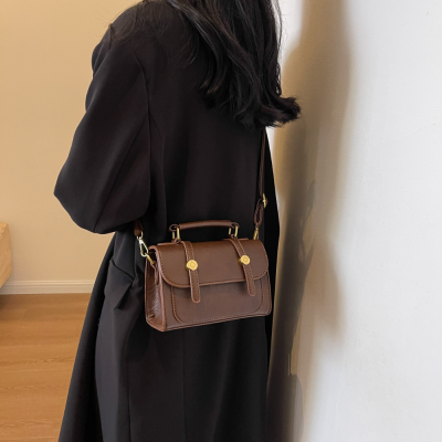 Niche Retro Women's Bag New Fashion Handbag Simple Shoulder Casual Bag Texture Trendy Match Crossbody Messenger Bag