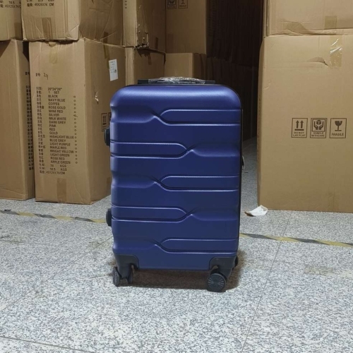 时尚纯色大容量行李箱20寸万向轮拉杆箱可登机密码锁旅行箱批发