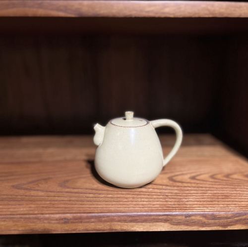 Japanese Style Little Teapot Retro Tea Making Device Filter Hole Creative Handmade Ceramic Tea Set Simple Grass Wood Gray Glaze Teapot