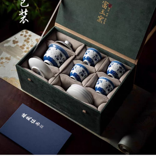 景德镇陶瓷手绘青花玲珑盖碗茶具套装高档送礼家用泡茶杯三才盖碗