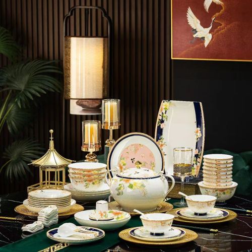 jingdezhen high-end bone china cutlery bowl and plates suit household wholesale light luxury gold-edged bowl chopsticks combination full set gift