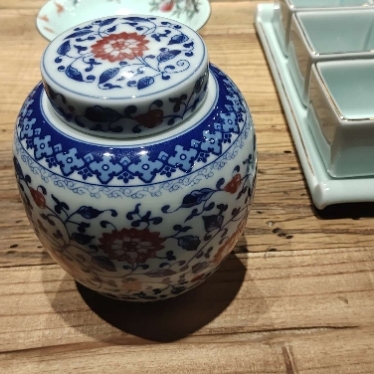 jingdezhen ceramic tea jar double-layer sealed jar fake antique blue and white tea jar ceramic sealed can tea container