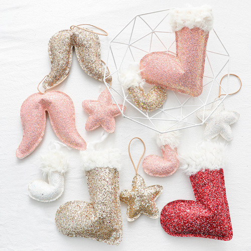 新款圣诞节装饰品布艺填充棉圣诞树挂件圣诞袜翅膀气氛布置用品