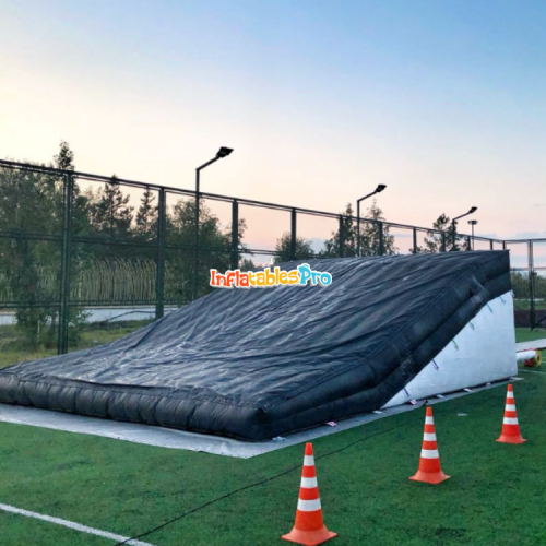 inflatable slope air cushion extreme sports air cushion ninja air cushion platform air cushion ski air cushion air cushion for pillar protection
