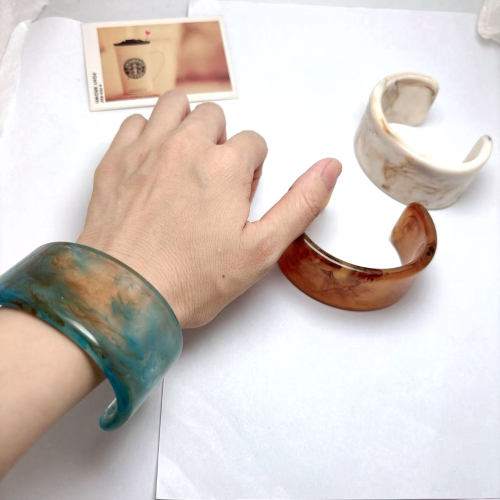 wide-brimmed c- shaped resin bracelet women's retro ins style niche design bracelet all-matching student girlfriends accessories wholesale