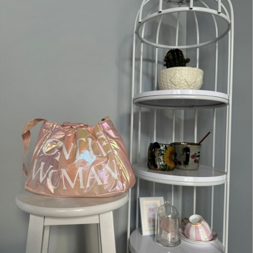 泰国字母彩色饺子包新款夏季镭射小众百搭单肩包