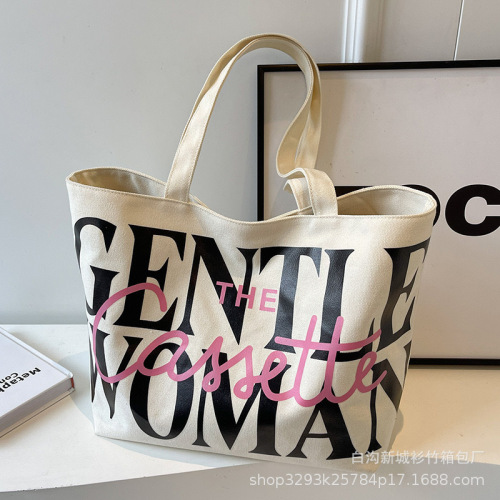 泰国Gentle Woman大字母彩绘帆布包包新款百搭时尚单肩包