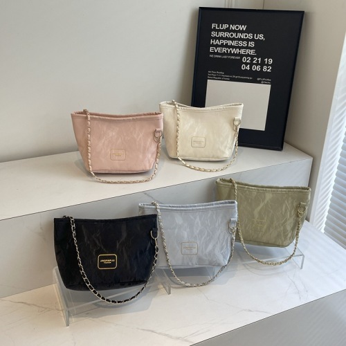 韩版简约斜挎包2024早秋新款时尚通勤质感腋下包洋气休闲单肩包