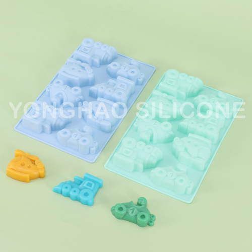 diy silicone high temperature resistant factory direct sales eight holes the skating shoes robot cake mold baking chocote mold