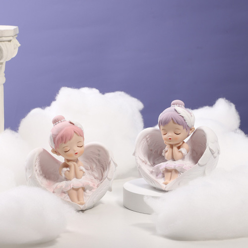 工艺品客厅可爱小摆件轻奢桌面公仔摆件批发家居好物潮玩毕业礼物