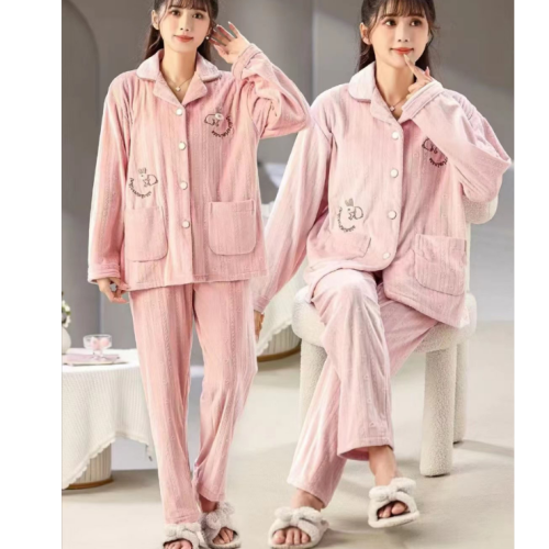 女士冬季居家服女士海岛绒睡衣多色出口批发外贸