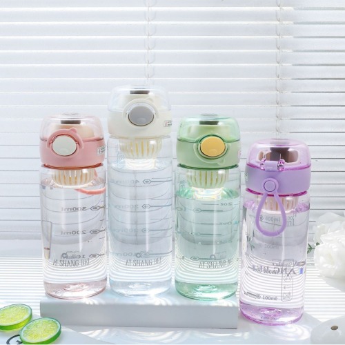 新款大容量运动小巧塑料杯子便携男女学生杯子带茶隔耐高温水杯子