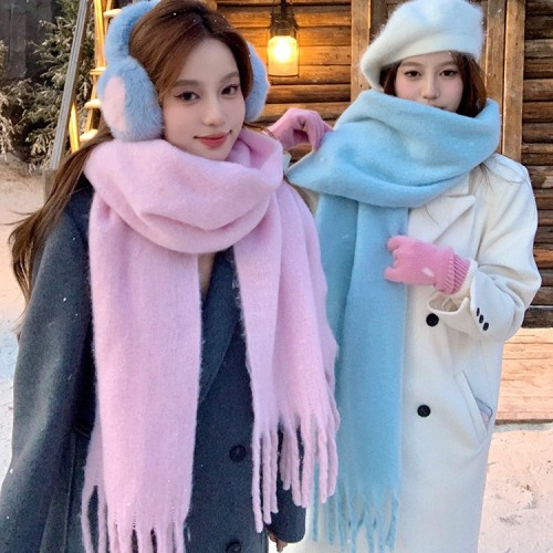 新款秋冬马海毛围巾女韩版加厚保暖百搭格子围脖针织流苏学生围巾